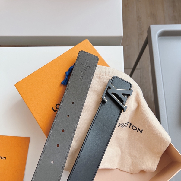 ルイヴィトンベルト側面デザイン